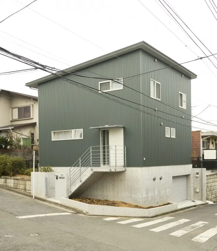 香り漂う無垢の木の家
